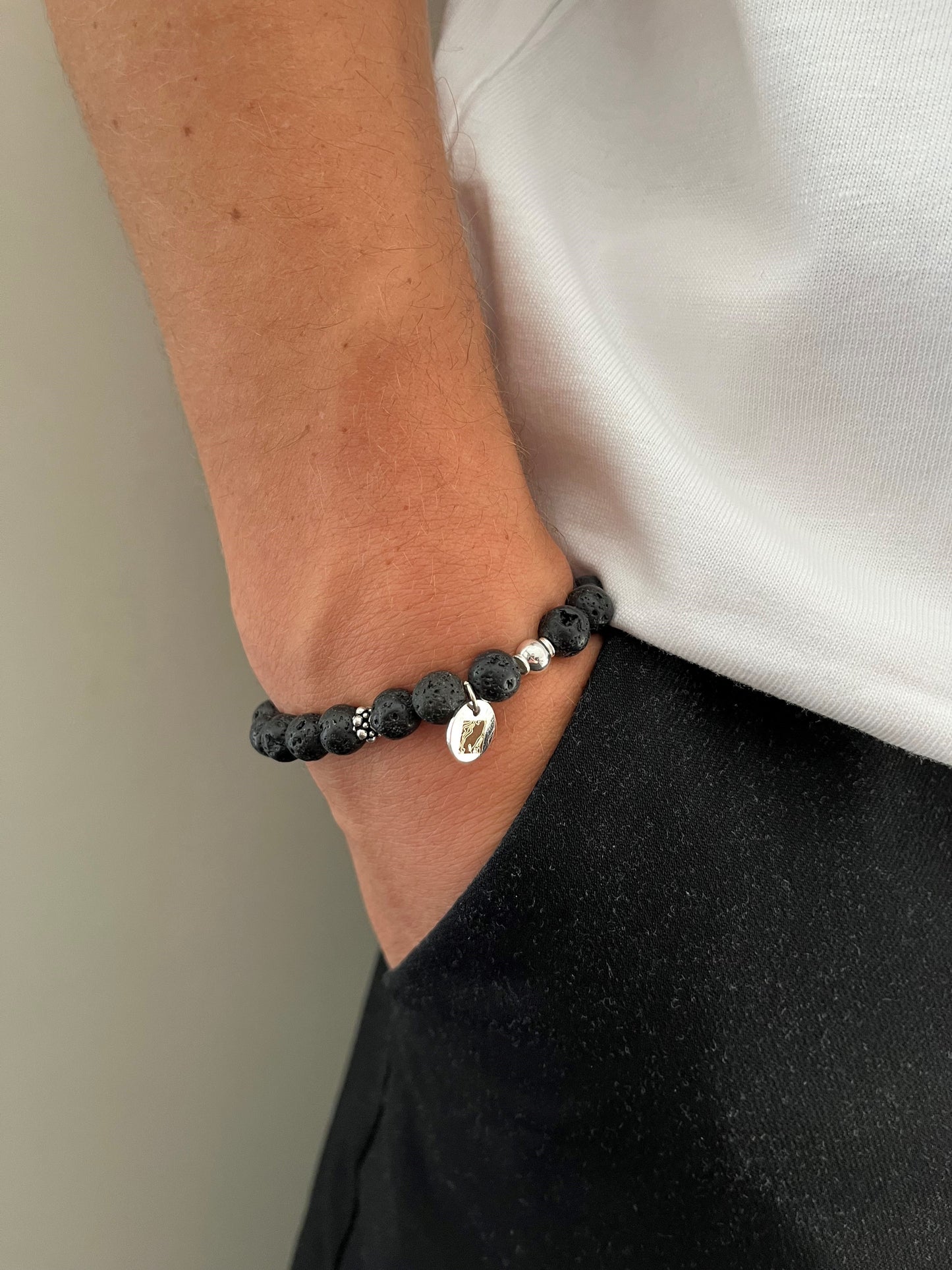 Armbändeli Lava