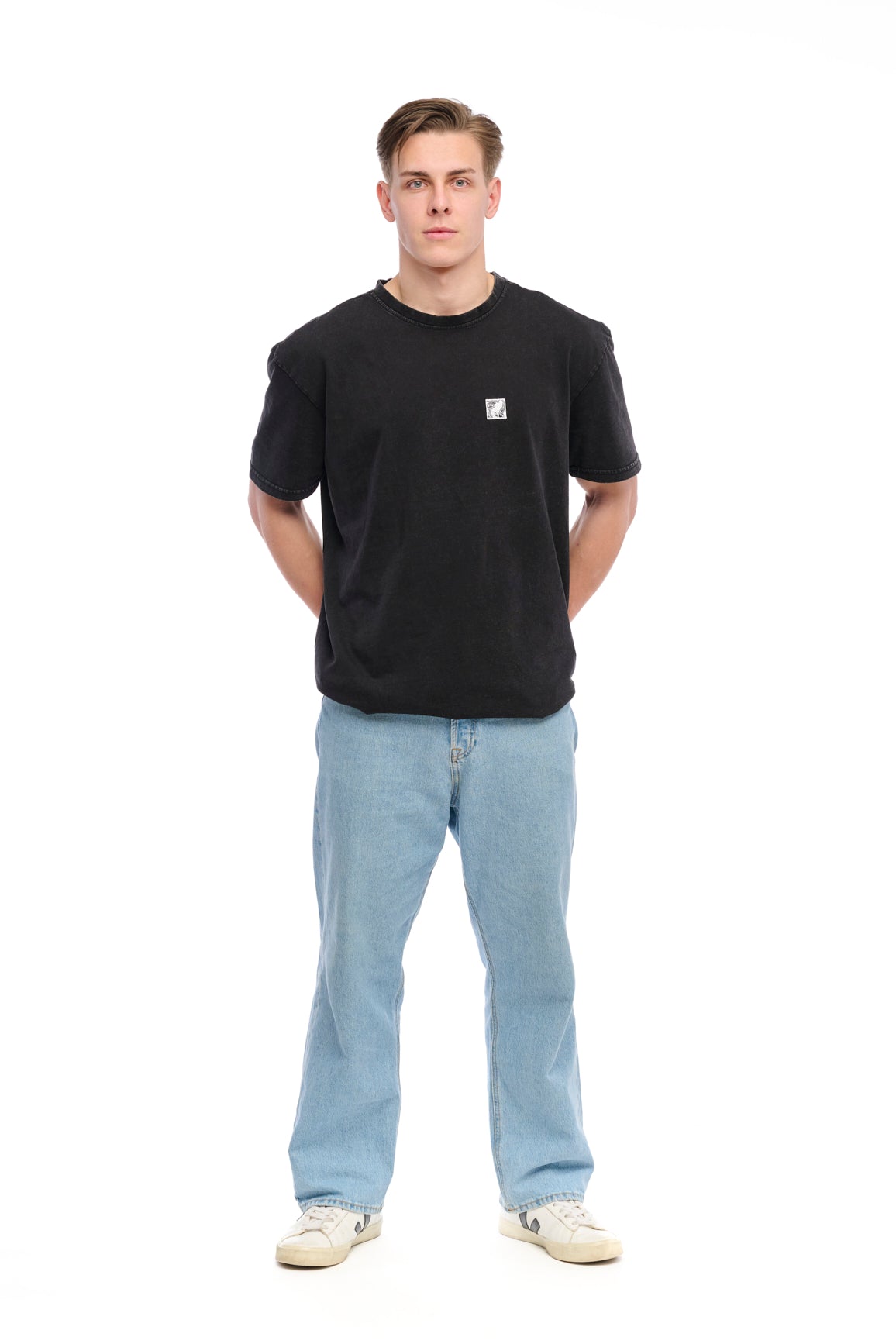 "Essential Collection" Washed Oversize T-Shirt black