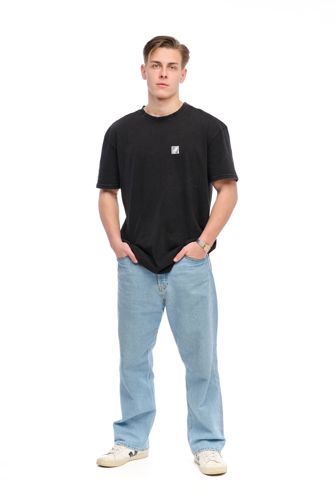 "Essential Collection" Washed Oversize T-Shirt black