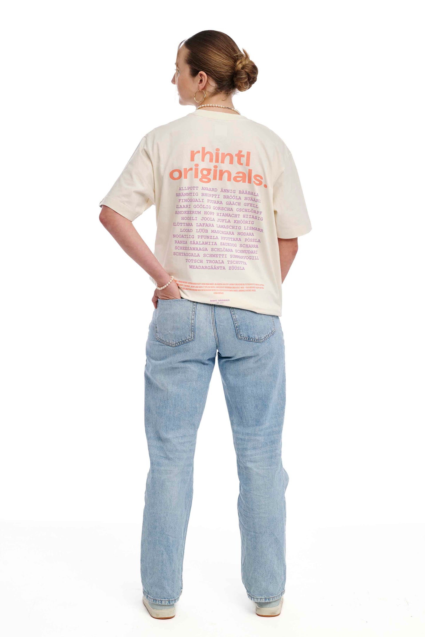 Oversize T-Shirt Rhintl LineUp cream