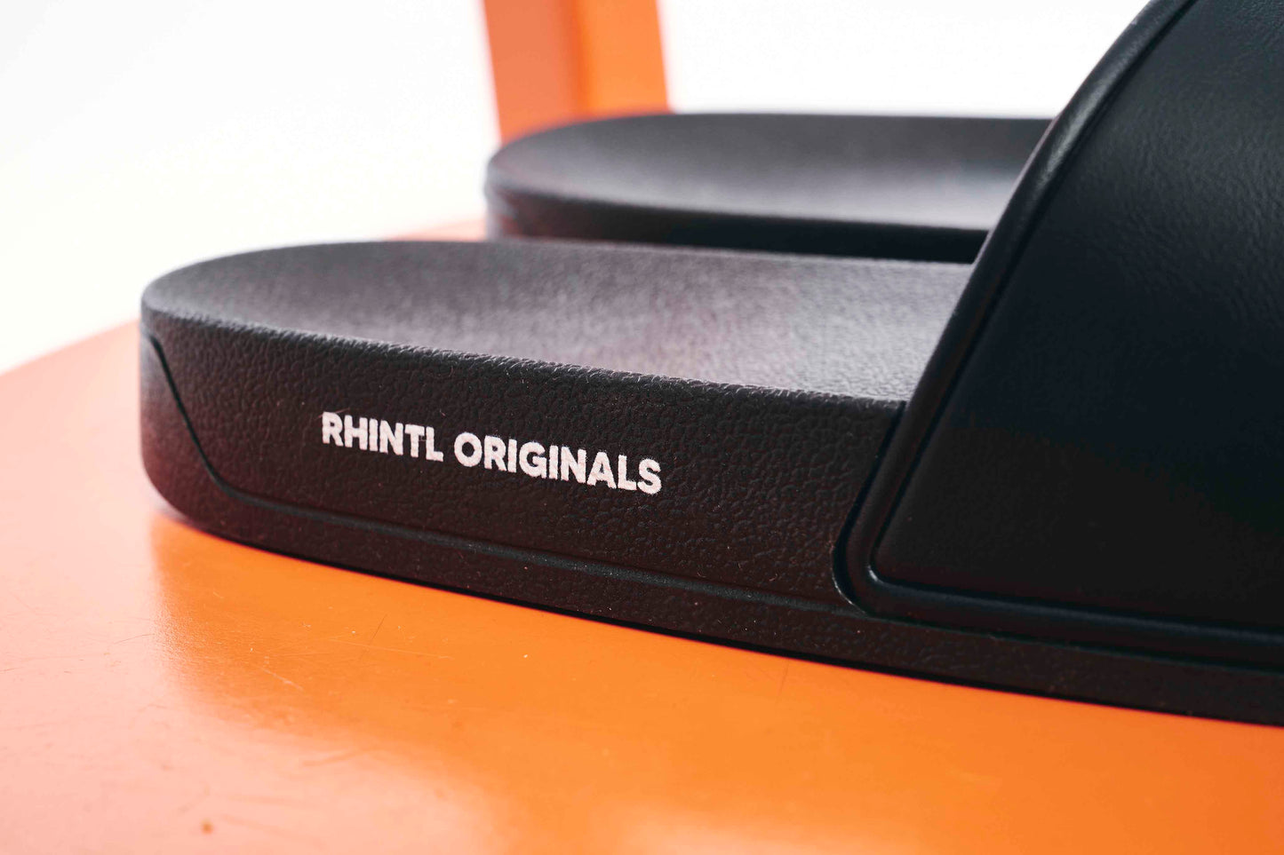 Slippers 'RHINTL ORIGINALS' black