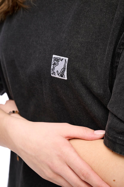 "Essential Collection" Washed Oversize T-Shirt black